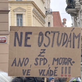 Demonstrace pořádaná spolkem Milion chvilek pro demokracii.