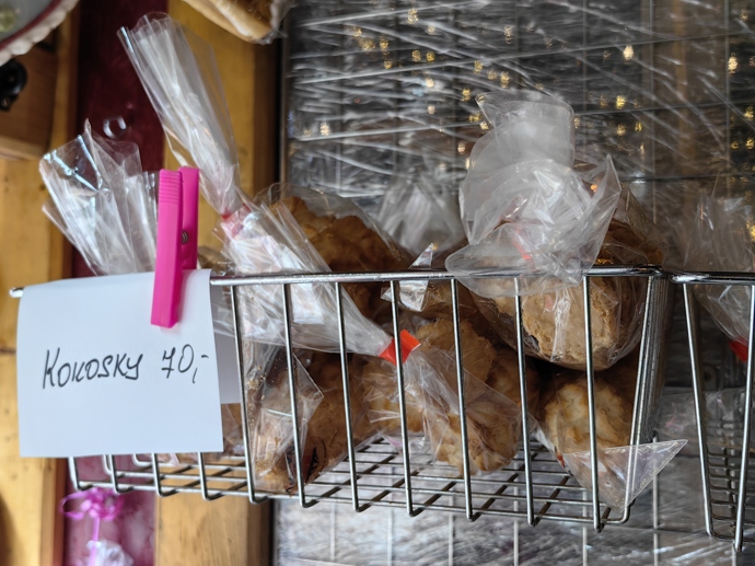 Vánoční trhy na náměstí Míru.