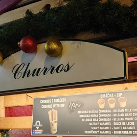 Vánoční trhy na náměstí Míru neminula ani zahraniční laskomina.