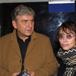 Mezi nejznámější filmy Věry Chytilové patří komedie Dědictví aneb Kurvahošigutntag. Jednu z hlavních rolí dostal v tomto filmu i herec Miroslav Donutil. Na následujících snímcích jsou záběry z filmu Dědictví.