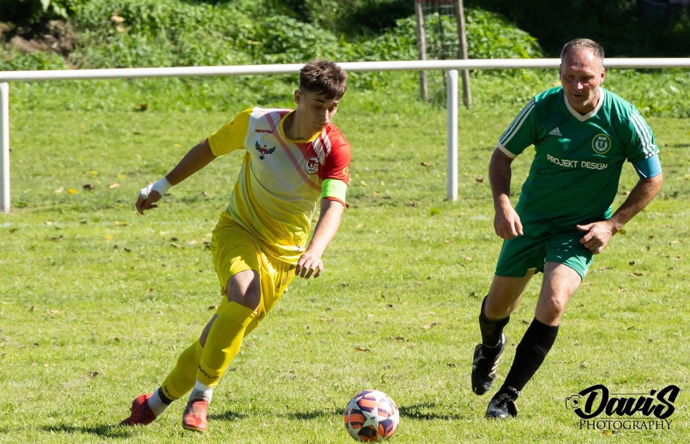 Zemřel dvacetiletý fotbalista Nikolas.