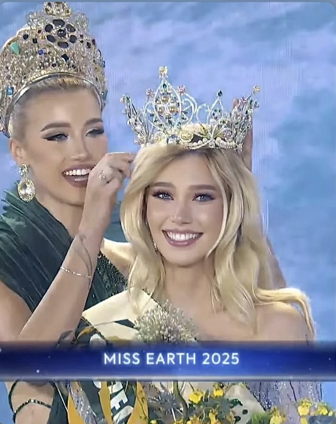 Krásná Natálie Puškinová.