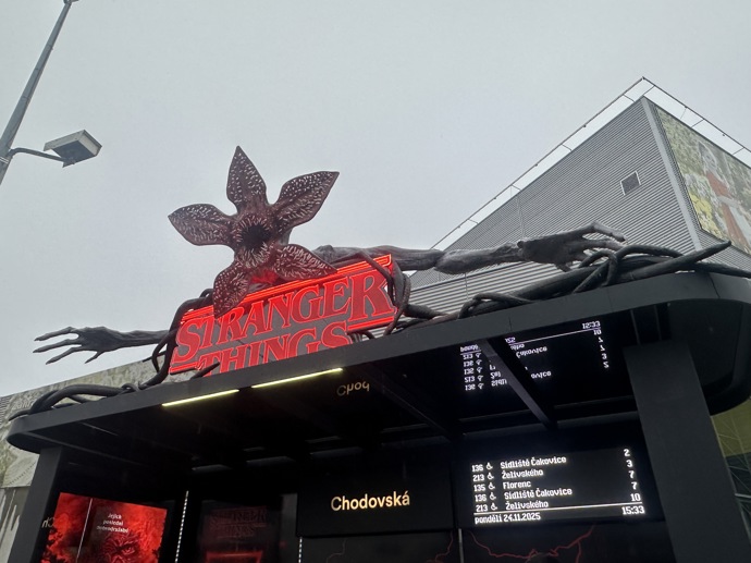 Jednou z nich je třeba zastávka autobusů Chodovská.