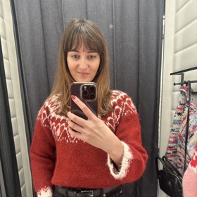 Těšit se můžete na mnohem elegantnější provedení. Z barev nechybí ani trendy vínová...