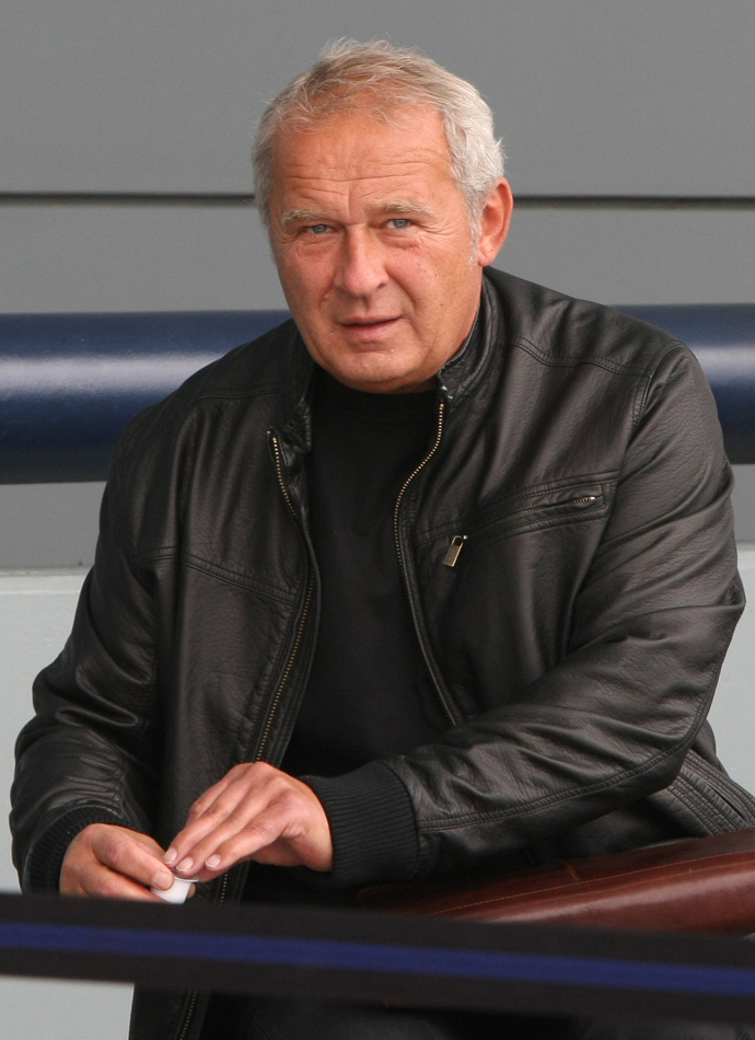 Herec Marcel Vašinka je známý například ze seriálů Četnické humoresky, Pojišťovna štěstí, Vyprávěj či Expozitura.