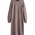 Úpletové pouzdrové šaty tón v tónu seženete třeba u značky Next za 1380 Kč.