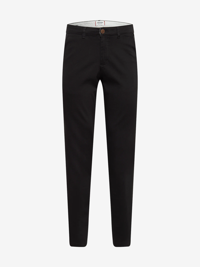 Chino kalhoty dotáhnout punc ležérní elegance k dokonalosti. Tento model pořídíte u značky JACK & JONES za 799 Kč.