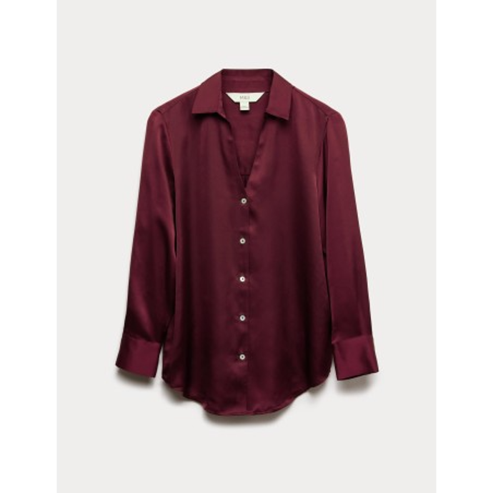 Saténová propínací košile s límečkem a výstřihem do V, Marks&Spencer, 899 Kč