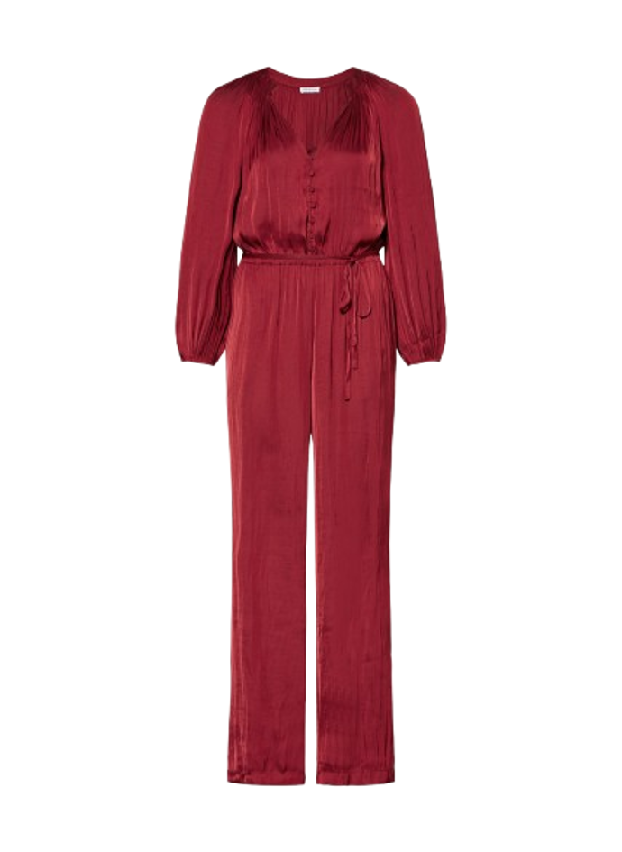 Po vzoru Adély Gondíkové můžete buď obléct ladící halenku či krátké sáčko a kalhoty, nebo obléct overal, který vám usnadní práci a můžete s ním snadno vrstvit. Tento kousek prodává značka MRS & HUGS za 3750 Kč.