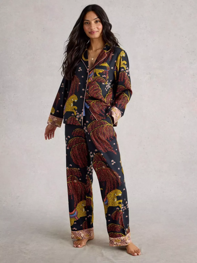 Pyžamový top a kalhoty, White Stuff, top 1190 Kč, kalhoty 1190 Kč