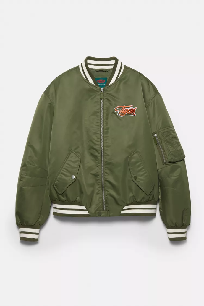 Bomber, Pull&Bear, 1799 Kč