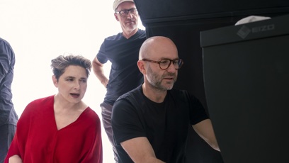 FOTO: Isabella Rossellini během focení nového kalendáře Pirelli.