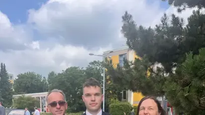 FOTO: Rodina chce vybrat peníze na léčbu na Doniu.