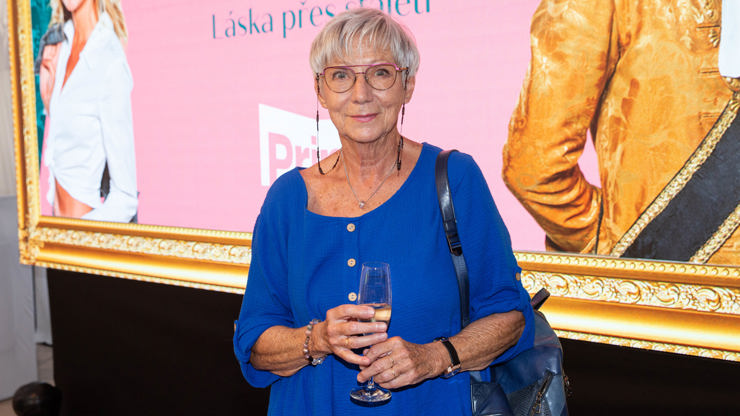 Dana Syslová žije sama s pejskem.