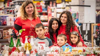 Obchůdky s Albertem: Děti z dětských domovů nabízí vlastnoručně vyrobené dekorace