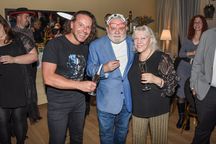 Václav Upír Krejčí s kolegy Richardem Sacherem a Marií Pojkarovou. 