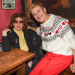 Při té příležitosti se setkala se svou kolegyní, televizní hlasatelkou Marií Retkovou.