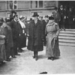 Se svým manželem T. G. Masarykem v době, kdy stála po jeho boku jako první dáma Československa.