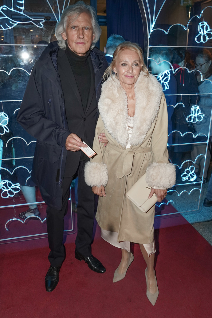 Aktuálně je Veronika Žilková šťastně zamilovaná a tvoří pár s dramaturgem Ivanem Hubačem. Spojuje je mimo jiné také víra.