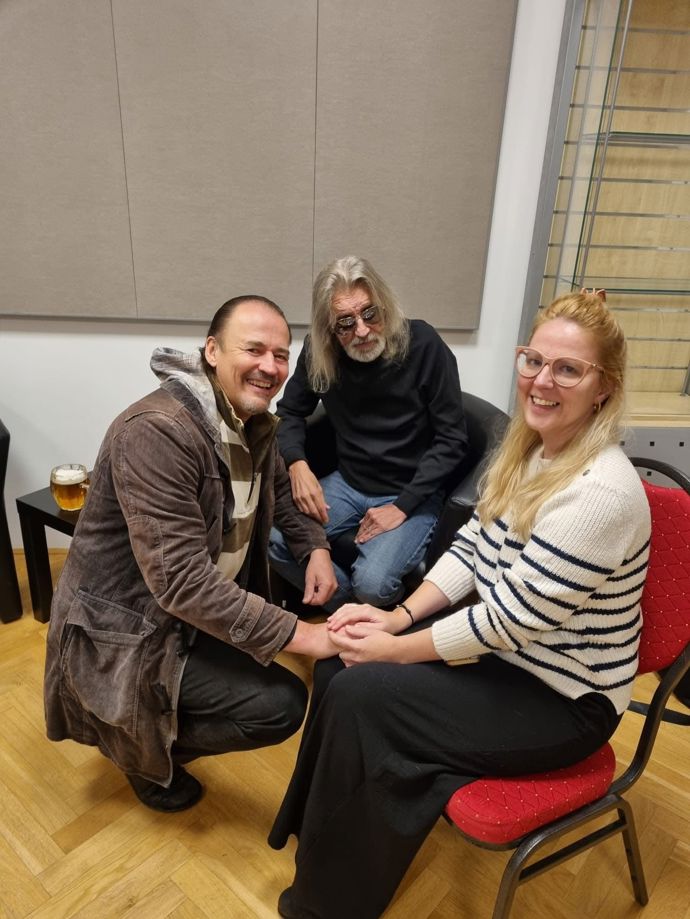 Redaktorka Lifee s oběma alternacemi Piláta Pontského z muzikálu Jesus Christ SuperStar - Aleš Brichta a Pavel Polák. 