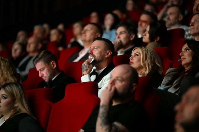 Takhle drsného Řepku neznáme. V očích se mu leskly slzy.