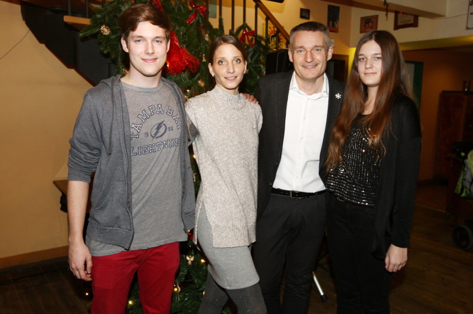 S manželkou Michaelou, synem Vladimírem a dcerou Renatou. 