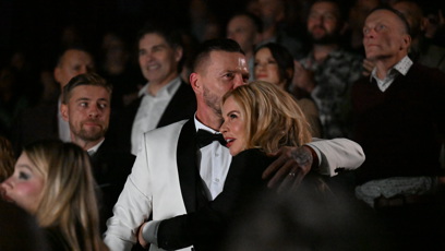 FOTO: Kateřina Kristelová byla svému partnerovi v tu chvíli oporou.