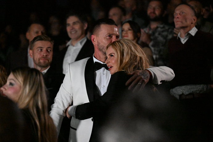 Kateřina Kristelová byla svému partnerovi v tu chvíli oporou.