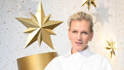 FOTO: Zuzana Stráská zvolila elegantní outfit.