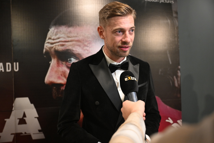 Petr Větrovský pro eXtra.cz řekl, že chtěl dát ve filmu prostor všem stranám.