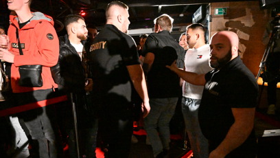 FOTO: Celý incident sledovali přítomní diváci.