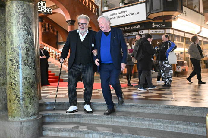 Jiří Lábus si nenechal ujít premiéru nové české komedie Milion.