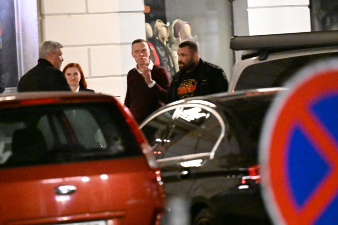 Karlos Vémola zamířil na afterparty. 