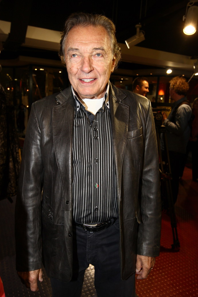 ...nebo saka, se kterými by Mistr zabodoval i dnes.