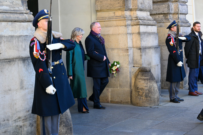 Petr Pavel a Eva Pavlová přivítali na Hradě albánského prezidenta a jeho choť.