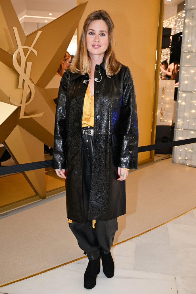 Emma Smetana měla zajímavý outfit.