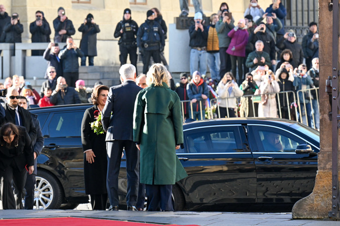 Petr Pavel a Eva Pavlová přivítali na Hradě albánského prezidenta a jeho choť.
