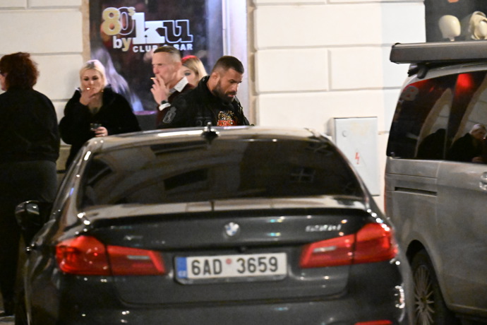 Karlos Vémola na odchodu. 