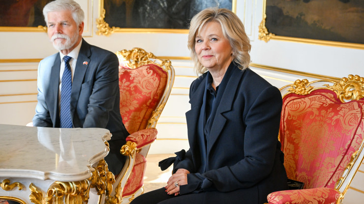 Petr Pavel a Eva Pavlová přivítali na Hradě albánského prezidenta a jeho choť.