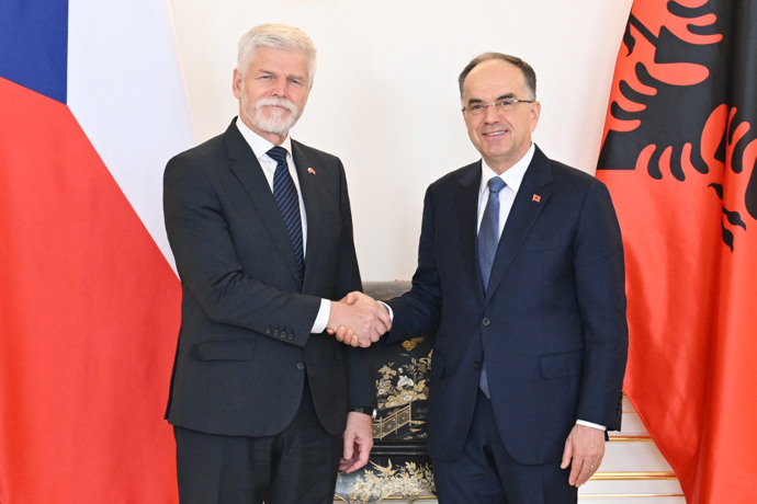 Petr Pavel a Eva Pavlová přivítali na Hradě albánského prezidenta a jeho choť.