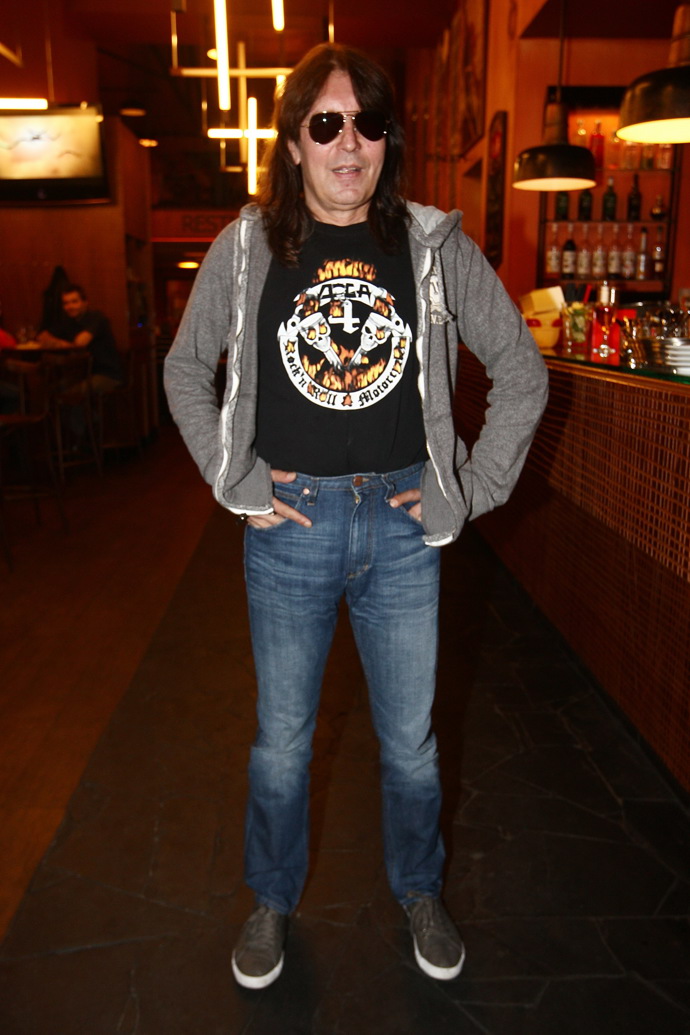 Takhle si Aleše Brichtu pamatujeme ještě před pár lety - s havraními černými vlasy a hladce oholenou tváří.