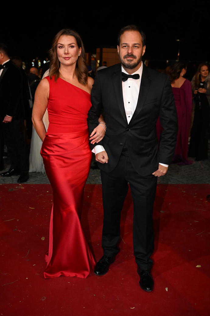 Xindl X s krásnou manželkou. 