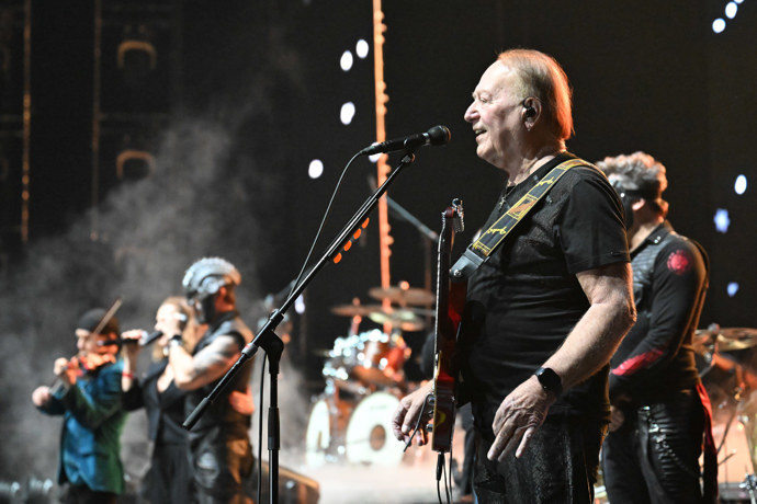 Koncert Olympiku a dalších hudebníků s názvem Rockové Vánoce.