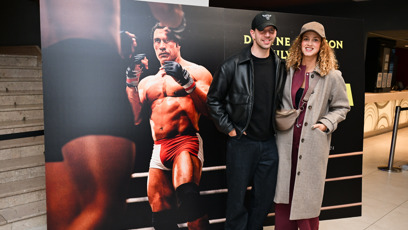 FOTO: Herec Peter Pecha se svou ženou Kateřinou Pechovou na premiéře filmu Mlátička.