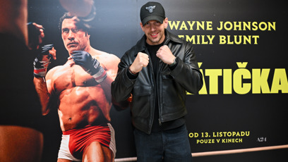 FOTO: Peter Pecha hraje bojovníky.