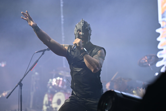 Václav Noid Bárta a kapela Dymytry. 