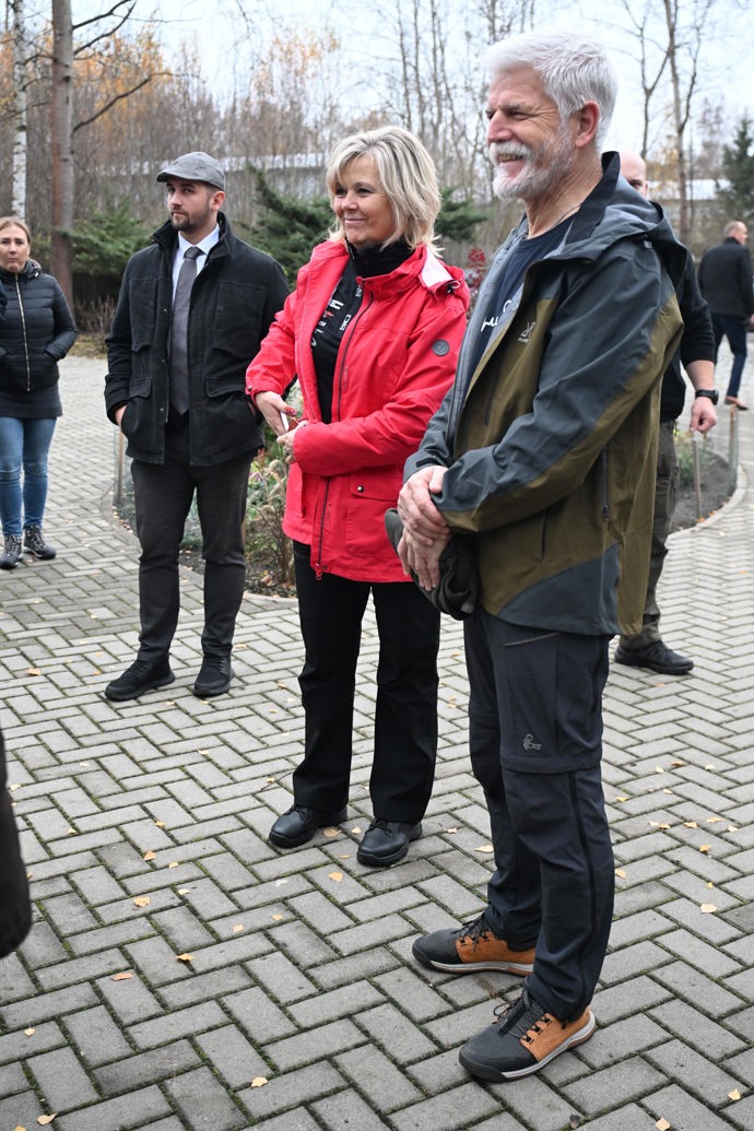 Petr Pavel a Eva Pavlová přijeli do rezervace Soos.