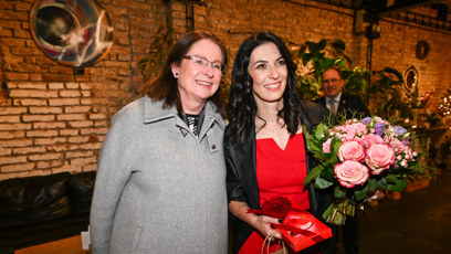 FOTO: Miroslava Němcová s Markétou Pekarovou Adamovou.