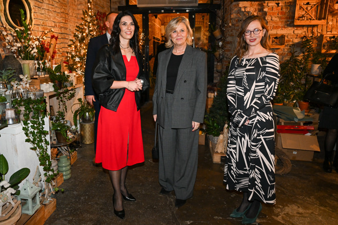 Markéta Pekarová Adamová s Evou Pavlovou na křtu knihy.