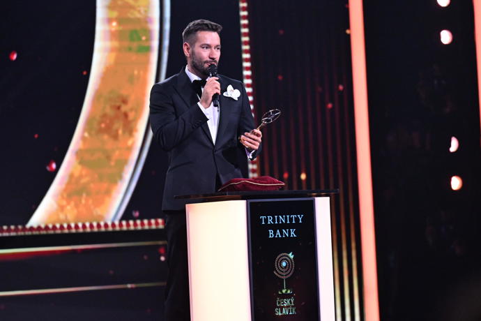 Cenu za nejoblíbenější písničku posluchačů známého rádia si odnesl Marek Ztracený. 